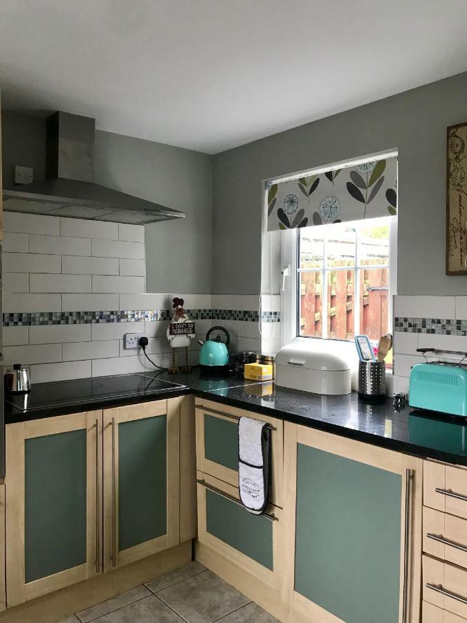 Beautiful Family Home Greyabbey エクステリア 写真